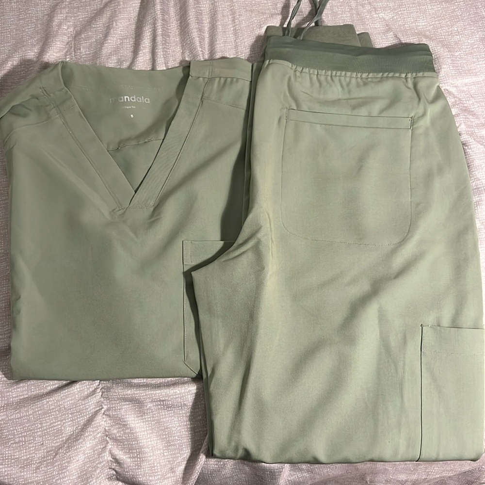 Men's Green Scrub Set